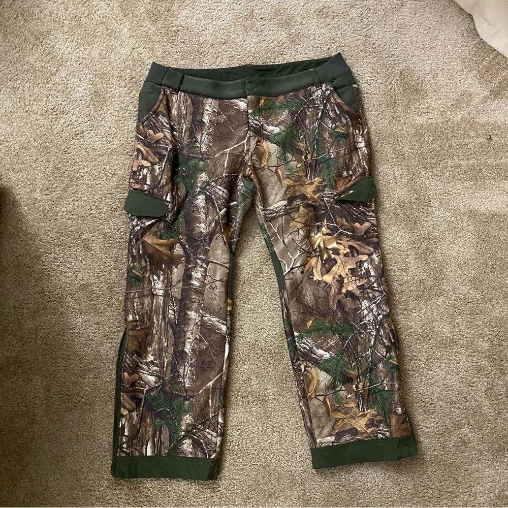 Under Armour Women’s Camo Hunting Pants